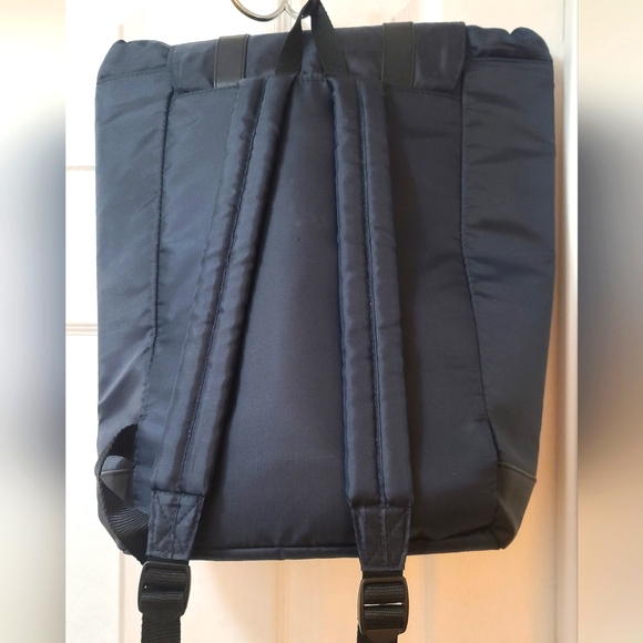 Azzaro Knapsack - Picture 2 of 4